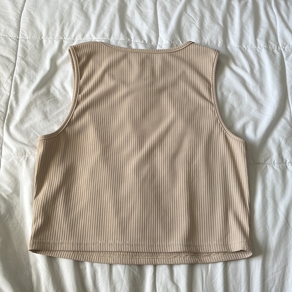 ROMWE Cartoon Bear Print Ribbed Tank Top - Picture 2 of 3